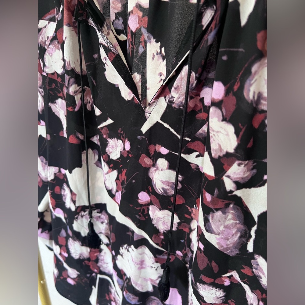 Simply Vera Vera Wang Black &Pink Purple Floral V Neck Long Sleeve Blouse Large - Picture 3 of 7